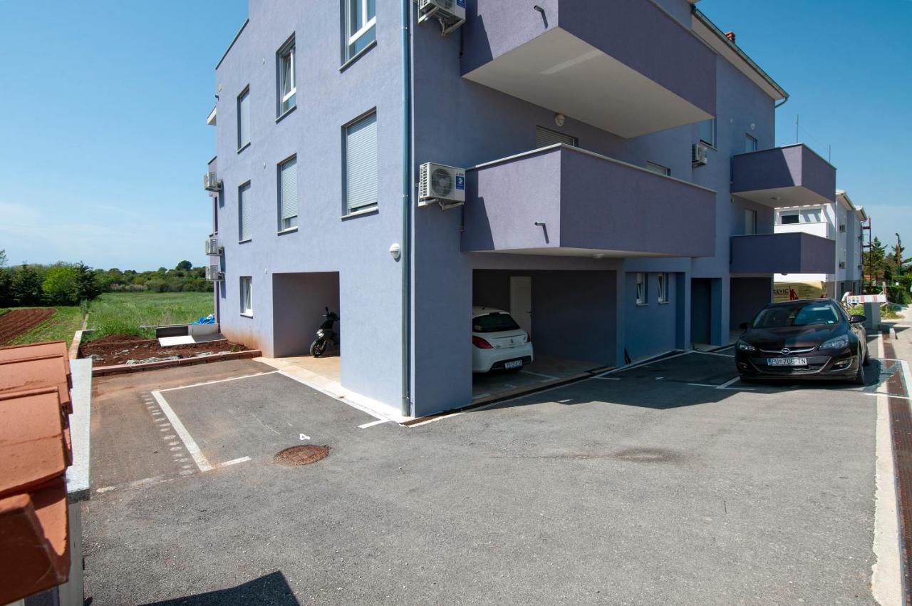 Apartment Log In Stinjan Exterior photo